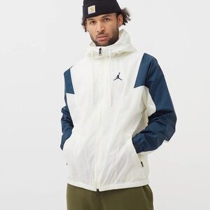 Jordan Men's White and Blue Jacket